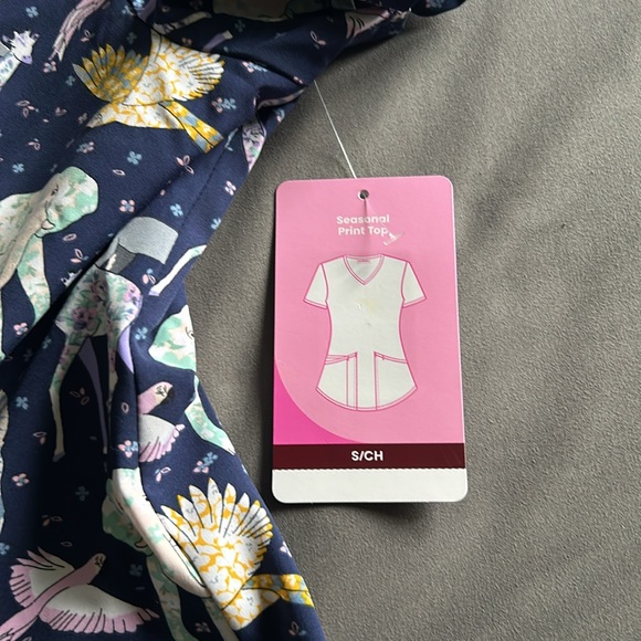 NWT Scrubstar Women’s V-Neck Print Scrub Top “Magical Menagerie” (Sz S) - Picture 7 of 7